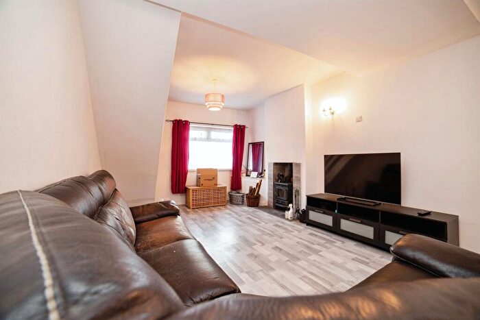 2 Bedroom Semi-Detached House For Sale In Parkin Street, Alfreton, DE55