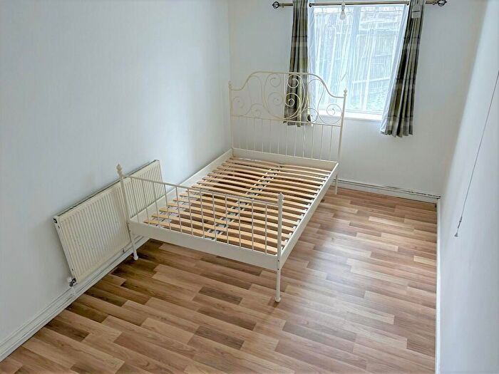 2 Bedroom Flat To Rent In Barking Road, London, E13