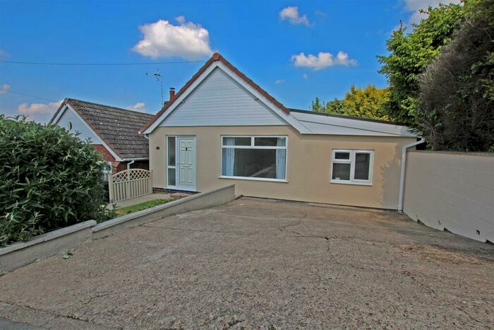 3 Bedroom Detached Bungalow To Rent In Somersby Road, Mapperley, Nottingham, NG3