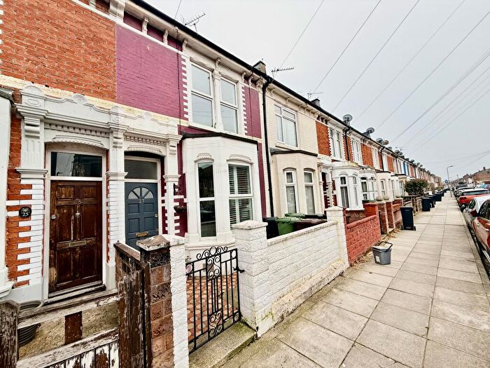 3 Bedroom Terraced House To Rent In St. Pirans Avenue, Portsmouth, PO3