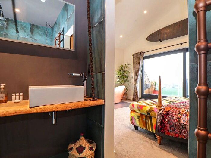 2 Bedroom End Of Terrace House For Sale In Sennen Cove View, Sennen, TR19