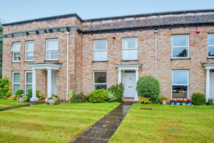 3 Bedroom House To Rent In Grove Place, Lymington, SO41