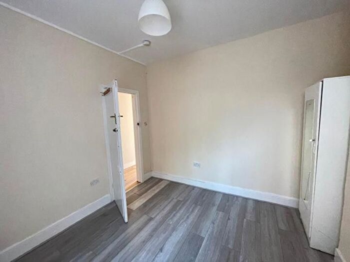 2 Bedroom Maisonette To Rent In St. Johns Road, Wembley, Greater London, HA9