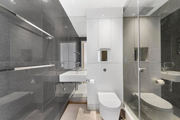 2 Bedroom Apartment For Sale In Triton Building, Euston, NW1