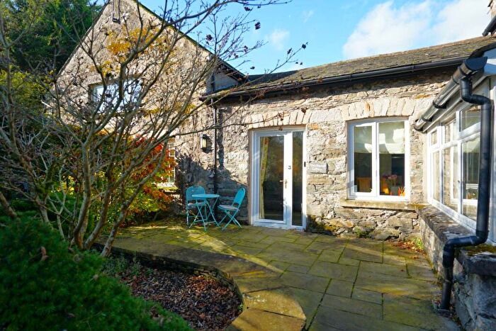 2 Bedroom Cottage For Sale In Coachman's Cottage, Cartmel, LA11