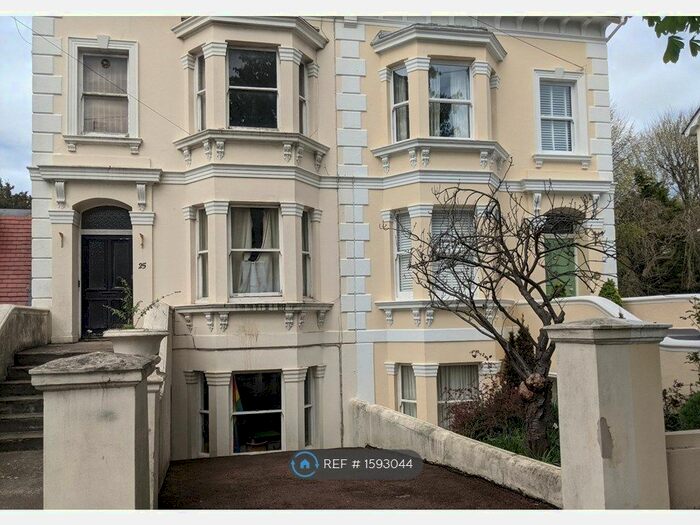 3 Bedroom Maisonette To Rent In Springfield Road, Brighton, BN1