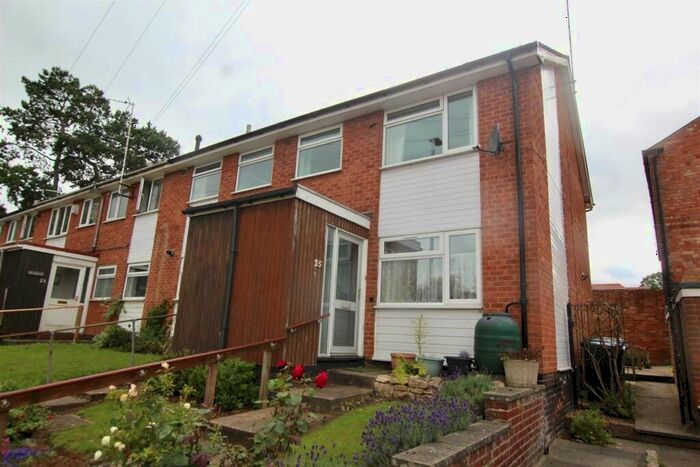 2 Bedroom Flat To Rent In Wilford Road, Ruddington, Nottingham, Nottinghamshire, NG11
