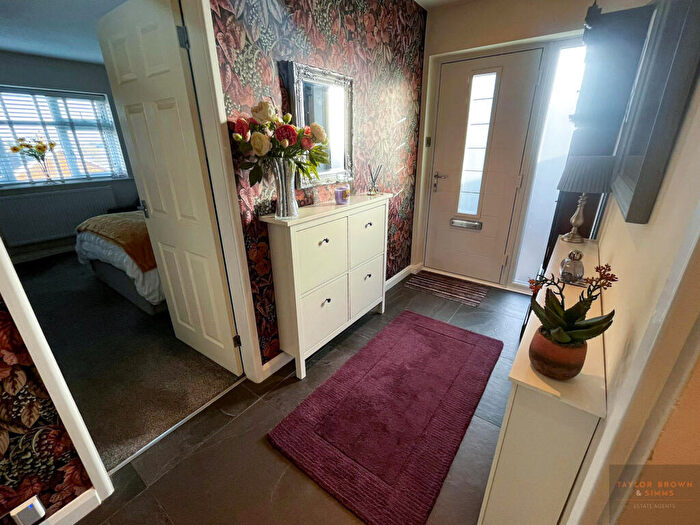 2 Bedroom Detached Bungalow For Sale In England Crescent, Heanor, Derbyshire, DE75