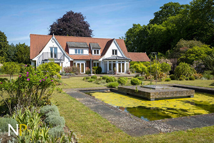4 Bedroom Detached House For Sale In Ufford Place, Woodbridge, Suffolk, IP13