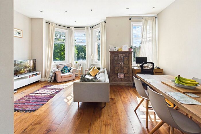 2 Bedroom Flat For Sale In Tierney Road, London, SW2