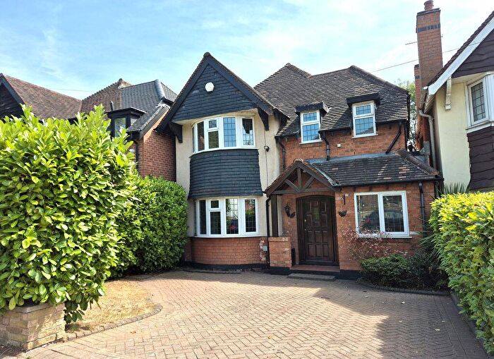 4 Bedroom Detached House To Rent In Lloyd Road, Handsworth Wood, Birmingham, B20