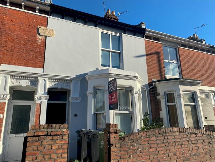 5 Bedroom Terraced House To Rent In Lawrence Road, Southsea, PO5