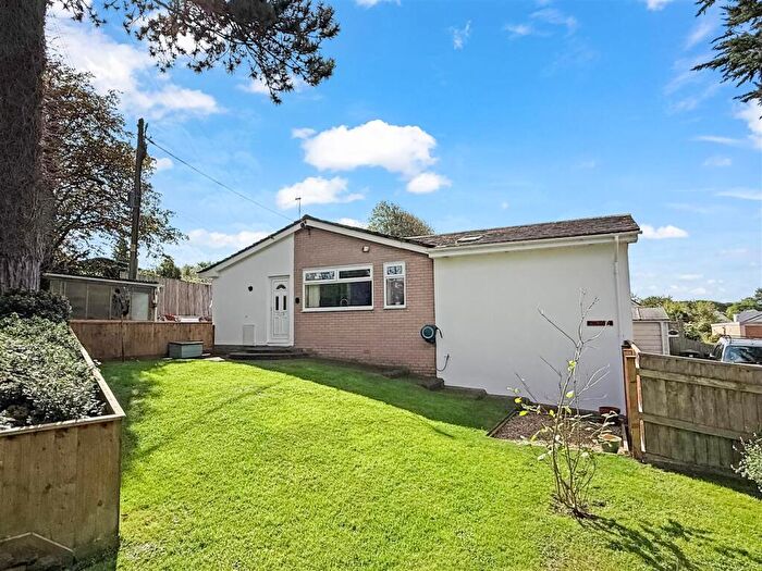 2 Bedroom Semi-Detached Bungalow For Sale In Pottery Lane, Yelland, Barnstaple, EX31