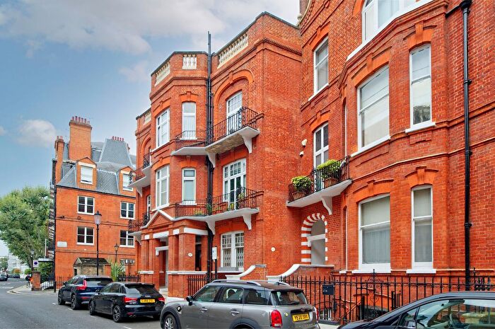 2 Bedroom Property To Rent In Roland Gardens, London, SW7