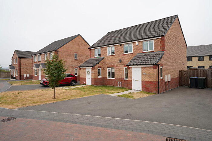 3 Bedroom Semi-Detached House For Sale In South Moor Drive, Goldthorpe, Barnsley, S63