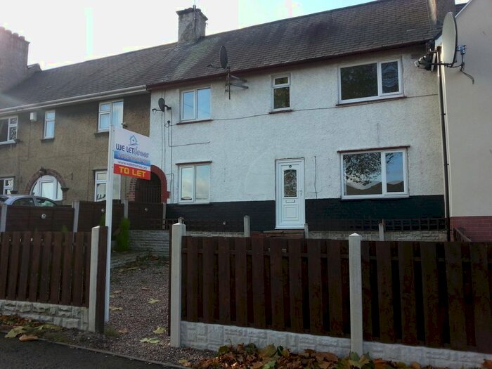 3 Bedroom Town House To Rent In First Avenue, East Dene, Rotherham, S65