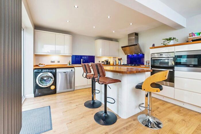 4 Bedroom Detached House For Sale In Sycamore Crescent, Doddington Park, LN6