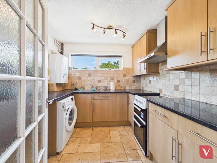 2 Bedroom Detached Bungalow To Rent In Laurel Close, Crownhill, MK8