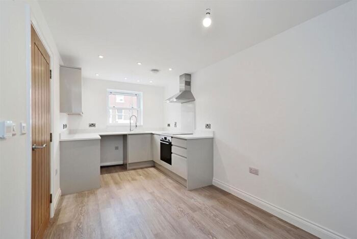 3 Bedroom Town House For Sale In St Nicholas Close, Broomy Hill, Hereford, HR4