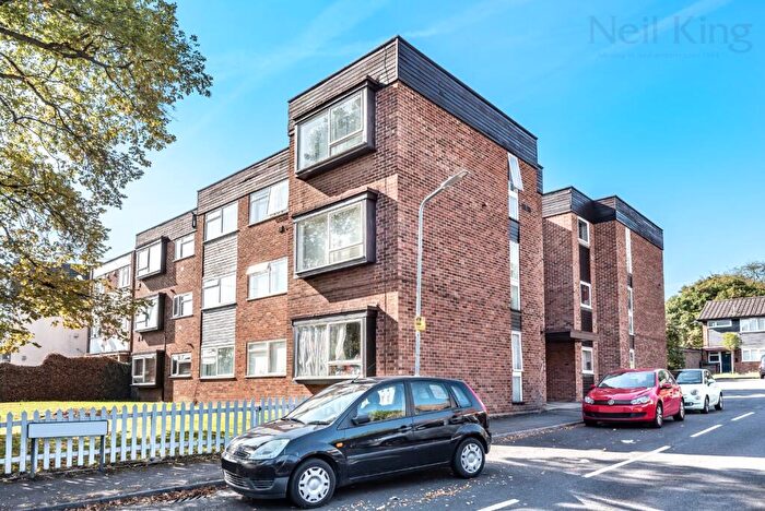 2 Bedroom Apartment To Rent In Diana Close, South Woodford, London, E18