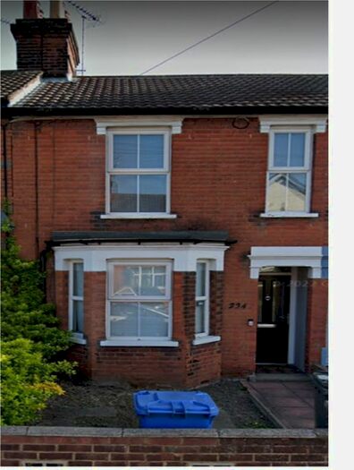 3 Bedroom Terraced House To Rent In Bramford Road, Ipswich, IP1