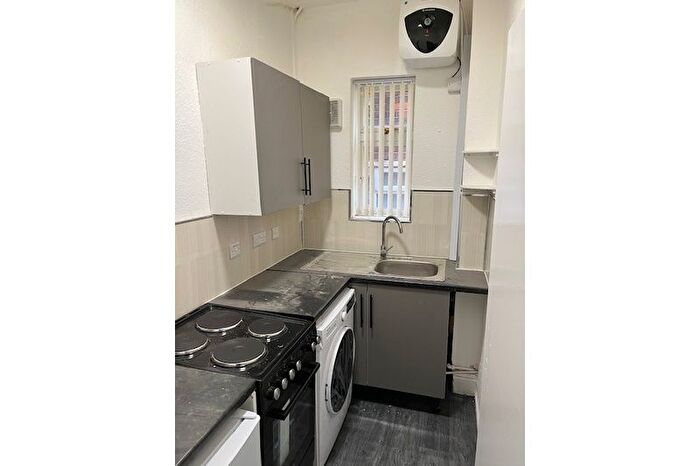 1 Bedroom Flat To Rent In Gillott Road, Edgbaston, Birmingham, B16