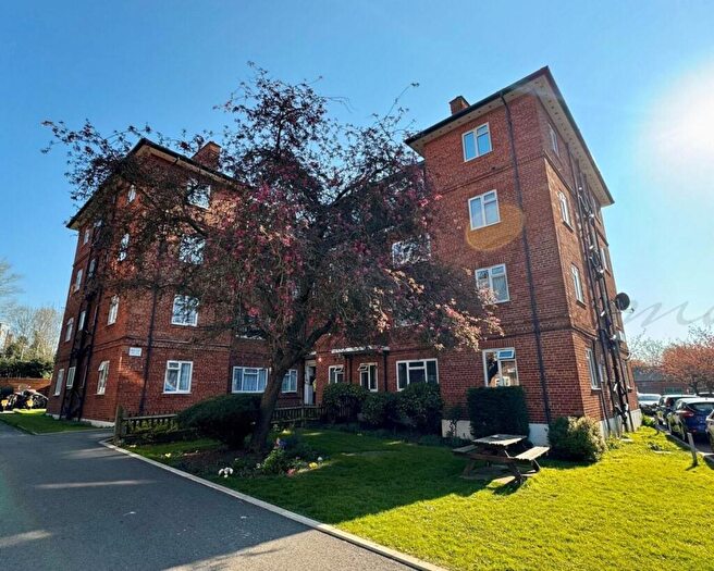 1 Bedroom Flat To Rent In Empire Court, Wembley, HA9