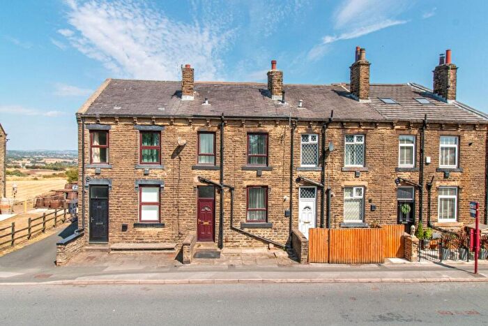 1 Bedroom Terraced House For Sale In Wakefield Road, Drighlington, Bradford, BD11