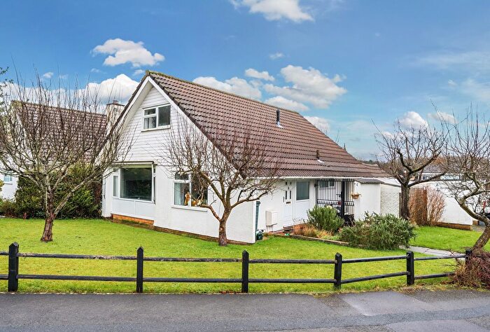 4 Bedroom Bungalow For Sale In Winchcombe Road, Frampton Cotterell, Bristol, Gloucestershire, BS36