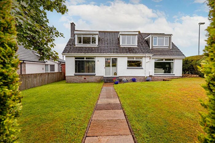 5 Bedroom Detached House For Sale In Lubnaig Gardens, Bearsden, G61