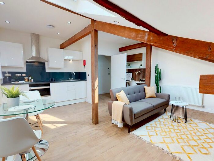 1 Bedroom Flat To Rent In Clarendon Road, Leeds, LS2