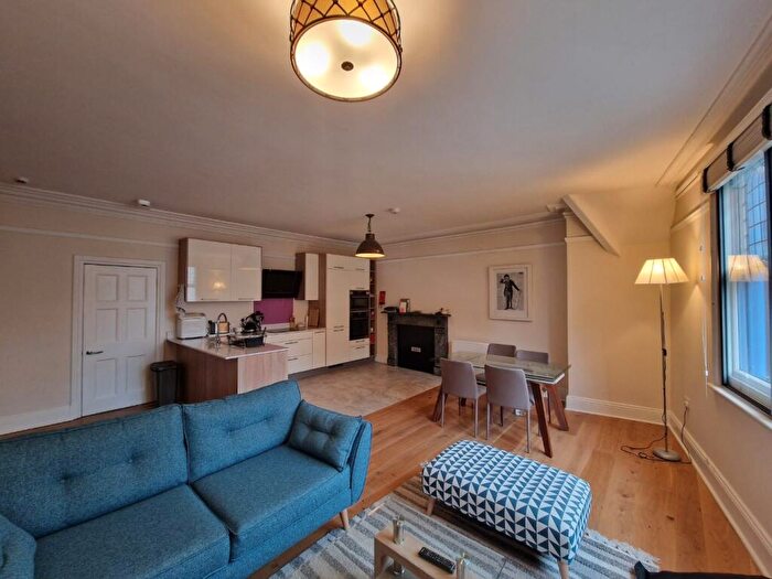 2 Bedroom Apartment To Rent In King Street, Nottingham, Nottinghamshire, NG1