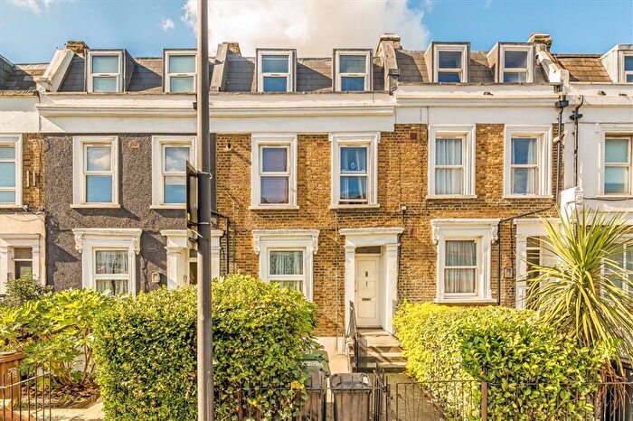 1 Bedroom Flat To Rent In Lewisham Way, New Cross, SE14