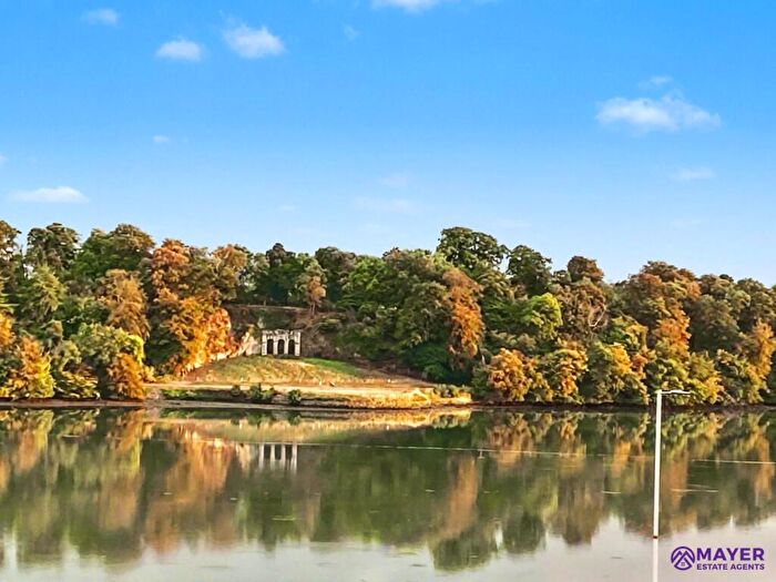 4 Bedroom Semi-Detached House For Sale In Crabtree Villas, Crabtree, PL3