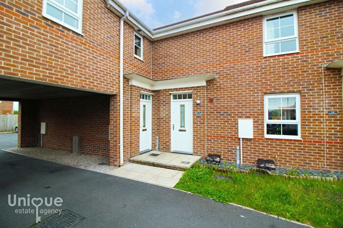 2 Bedroom Terraced House For Sale In Hawthorn Drive, Thornton-Cleveleys, FY5