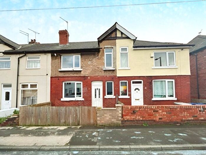 3 Bedroom Terraced House To Rent In Dukes Crescent, Edlington, Doncaster, South Yorkshire, DN12