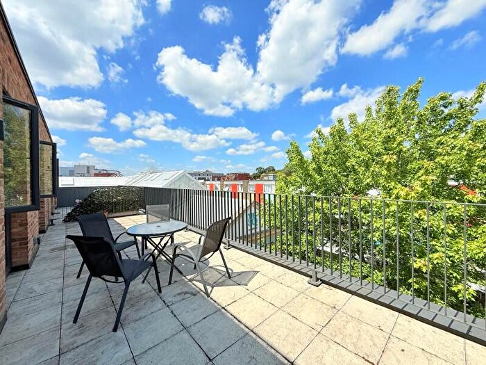 2 Bedroom Apartment To Rent In Camberley, GU15