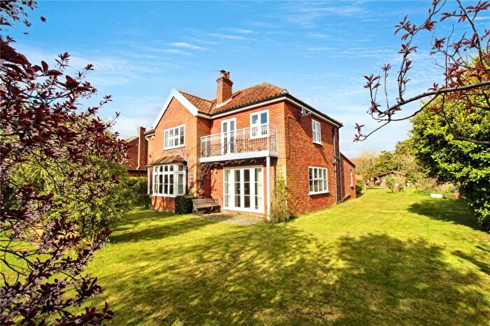 4 Bedroom Detached House For Sale In Wangford Road, Reydon, Southwold, Suffolk, IP18