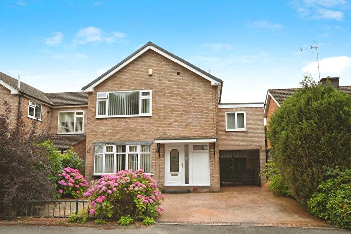 4 Bedroom Detached House For Sale In Horsewood Road, Walton, Chesterfield, S42