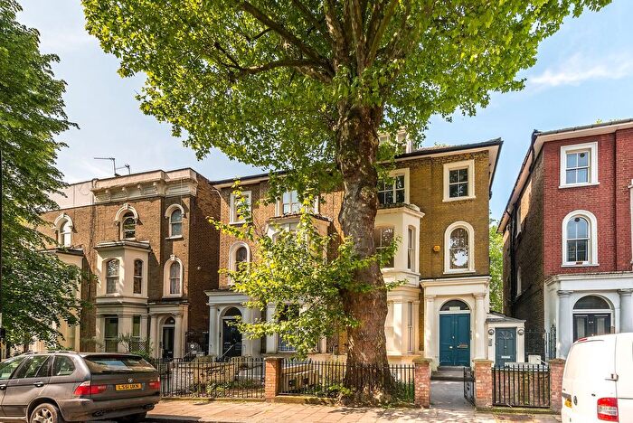 2 Bedroom Flat To Rent In Aldridge Road Villas, Notting Hill, London, W11