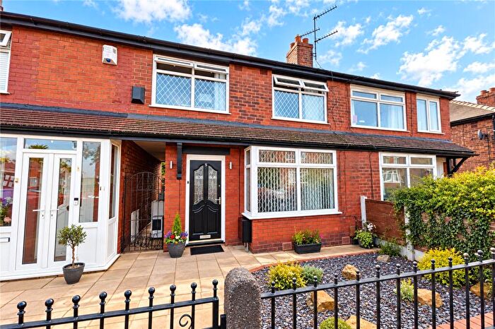 3 Bedroom Terraced House For Sale In Windsor Drive, Audenshaw, Tameside, M34