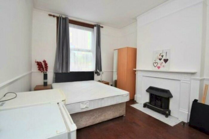 1 Bedroom House Of Multiple Occupation To Rent In Hazelbank Road, London, SE6