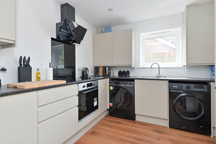 2 Bedroom Semi-Detached Bungalow For Sale In White Wood Road, Eastry, Sandwich, CT13