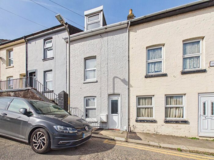 4 Bedroom Terraced House For Sale In South Road, Dover, Kent, CT17