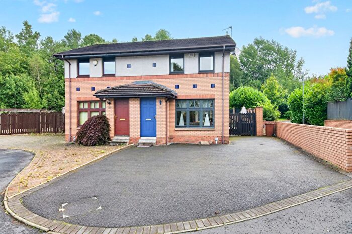 2 Bedroom Semi-detached House For Sale In Ben Vorlich Place, Darnley, Glasgow City, G53
