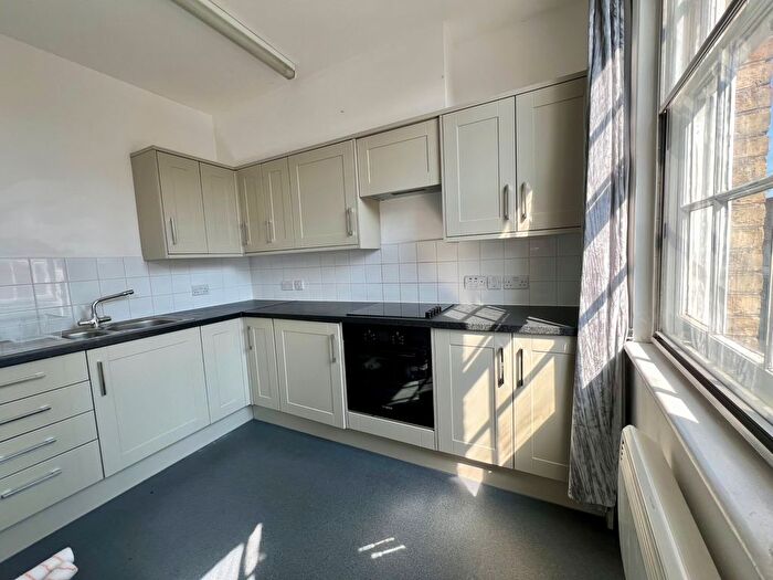 1 Bedroom Studio To Rent In East Hill, Colchester, CO1