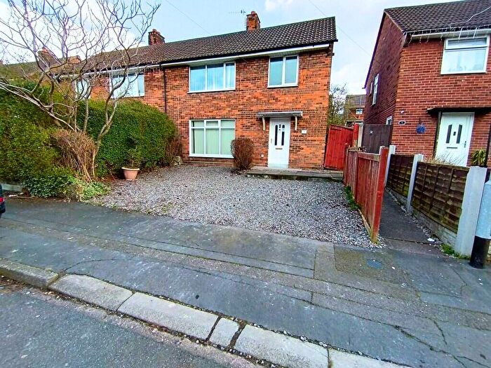 3 Bedroom Semi-Detached House For Sale In Essex Drive, Stoke-on-Trent, ST7