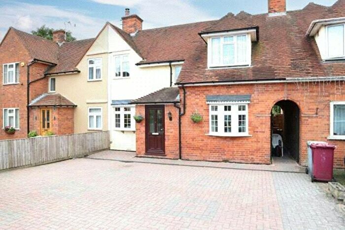 3 Bedroom Terraced House To Rent In Maple Gardens, Reading, Berkshire, RG2
