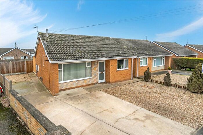 2 Bedroom Bungalow For Sale In Ashdale Close, Metheringham, Lincoln, Lincolnshire, LN4