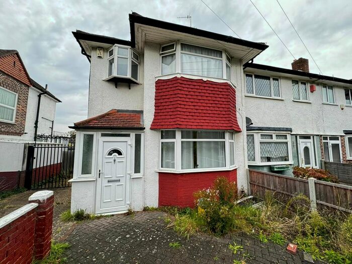 5 Bedroom End Of Terrace House To Rent In Whitefoot Lane, Bromley, BR1
